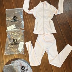 Brad new lululemon pink size 2