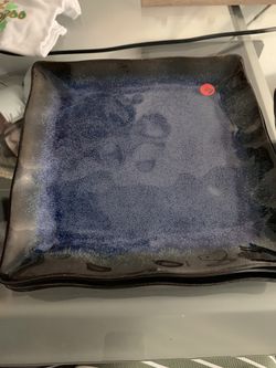 Incomplete Set Of Plates