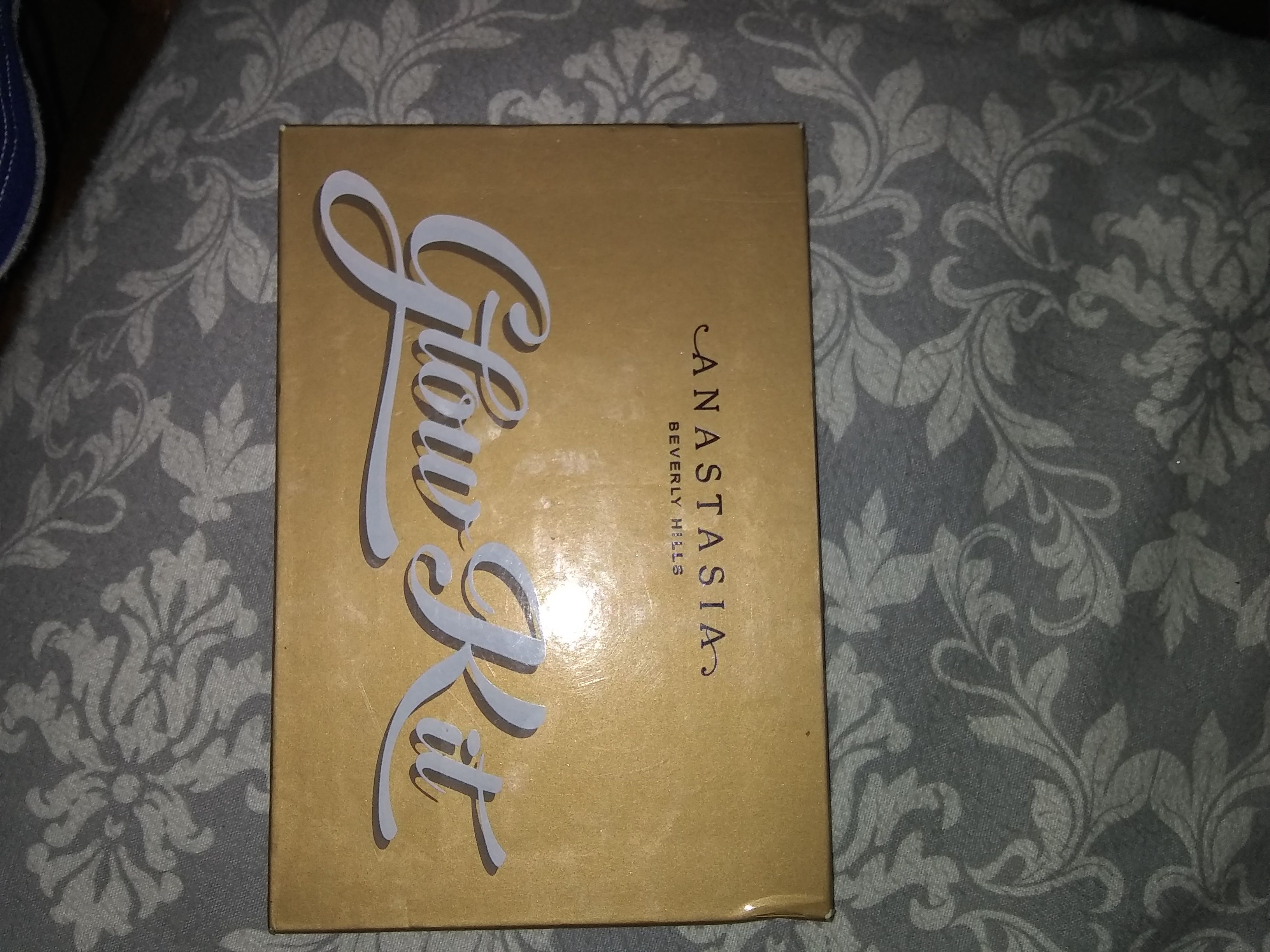 Anastasia glow kit