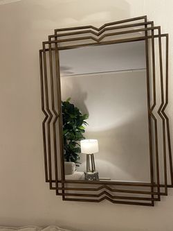 Accent Mirror