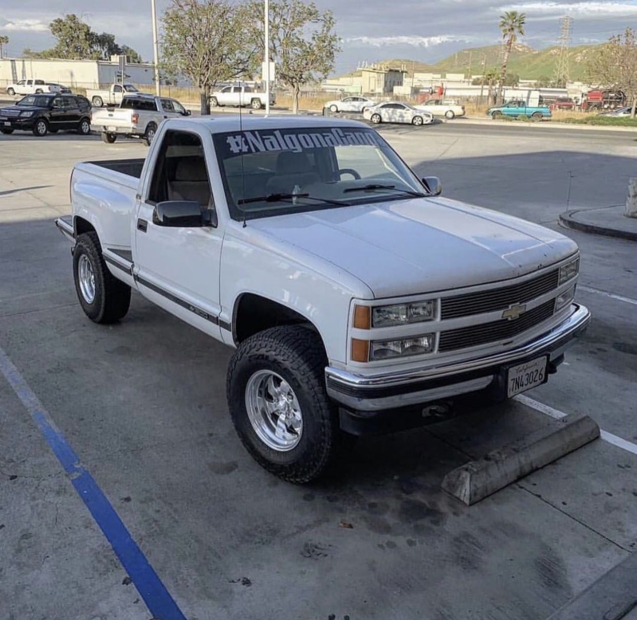 1995 Chevrolet C/K 1500 Series for Sale in Riverside, CA - OfferUp