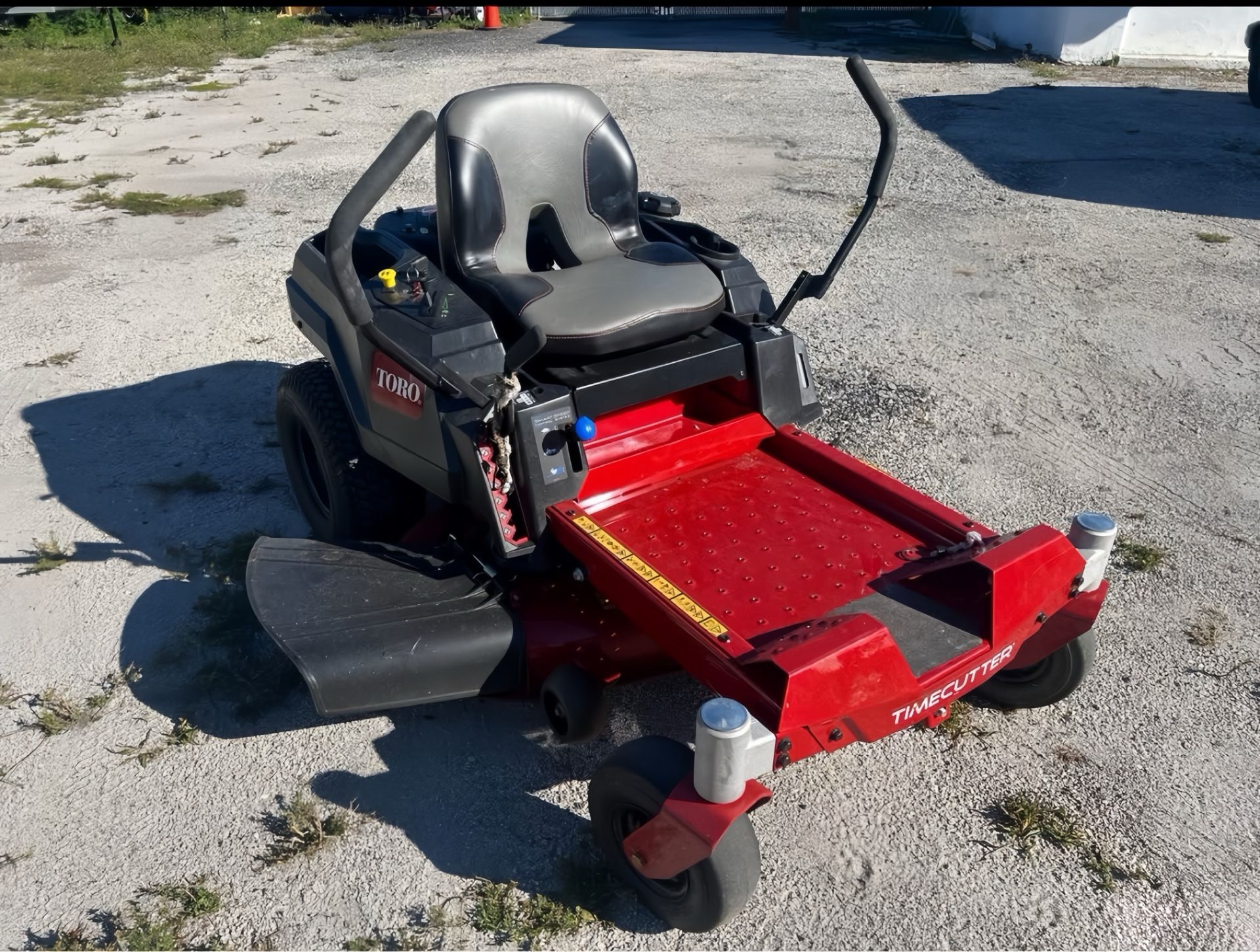 Toro Zero Turn Mower – Like New