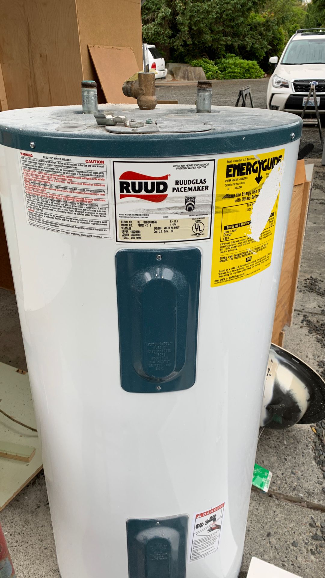 30 gallon electric hot water tank