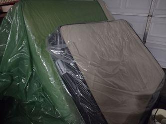 2 Lightly used mattresses