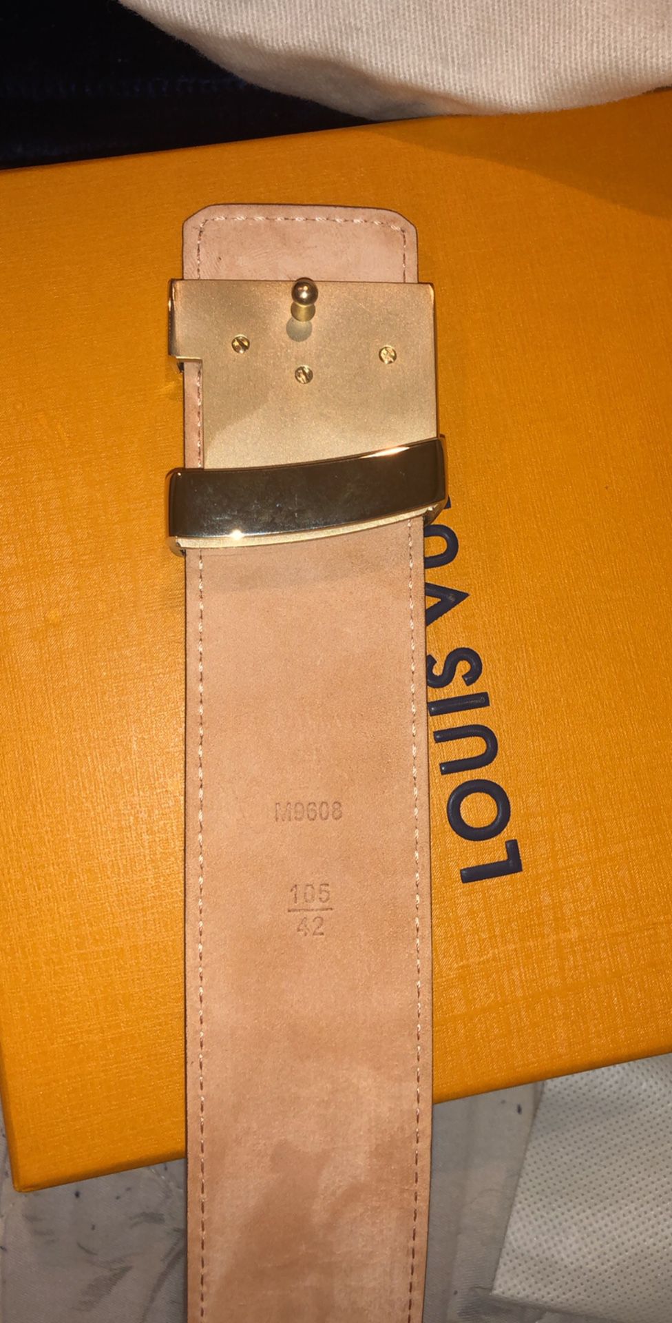 Louis Vuitton Reversible Men's Belt 85/34 for Sale in Diamond Bar, CA -  OfferUp