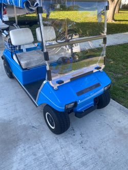 ‘89 Club Car Ds with 36v Charger