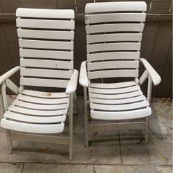 Lawn Chairs 