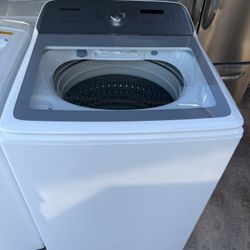 5.2 CuFt Large Capacity Smart  Washer with Impeller & Super Speed Wash  White Campagne Black color  ‼️ 45 DAYS WARRANTY ‼️ Delivery FEE SAME DAY   ‼️
