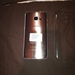 Gold Galaxy S7 Edge
