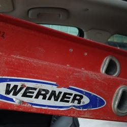 16 Ft Extension Ladder 