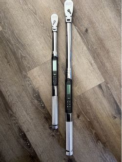 Icon 3/8, 1/2 Flex Digital Angle Torque Wrench