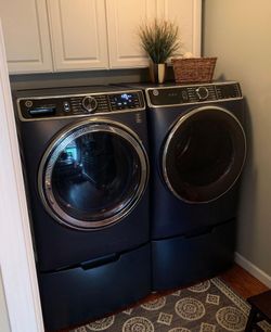 GE Smart Electric washing + dryer machine