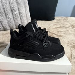Jordan 4 Black Cat