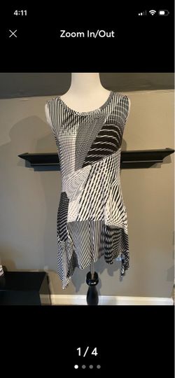 Black & white geometrical dress