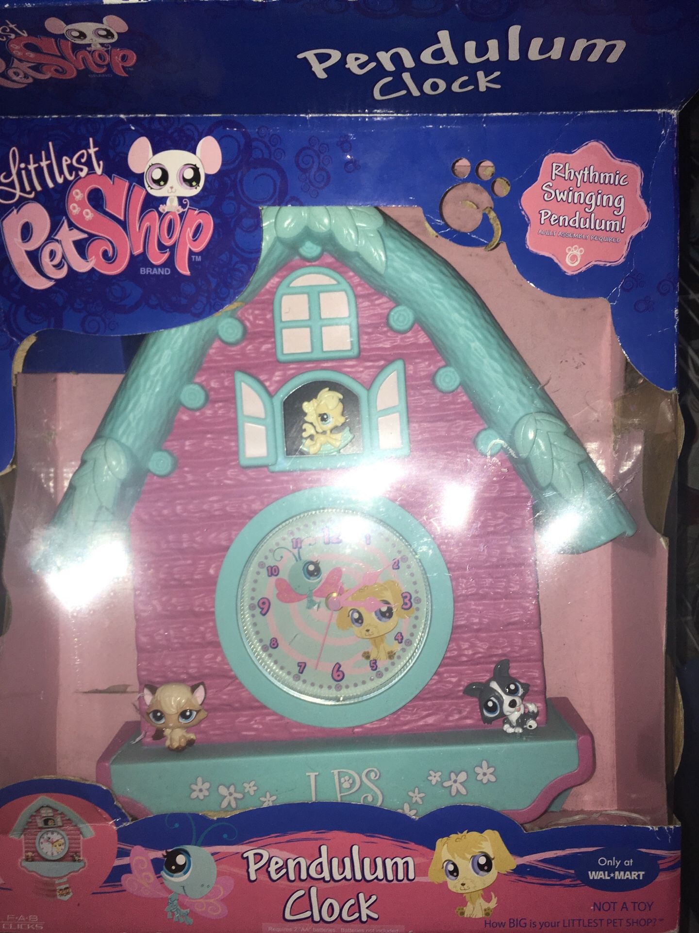 Littlest pet shop Walmart exclusive pendulum clock