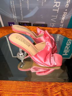 Heels size 8