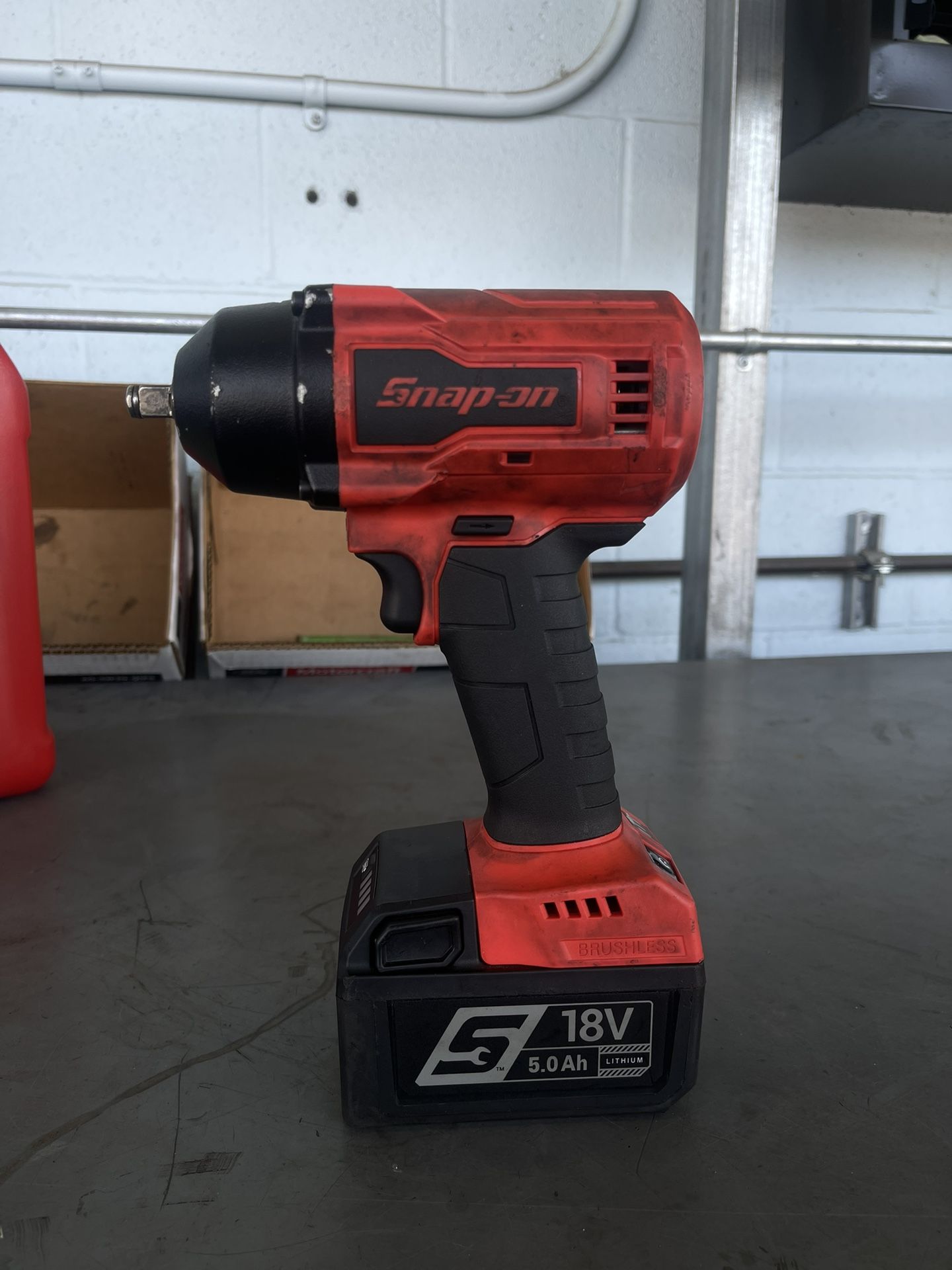 Snap On Cordless 3/8 Impact Gun
