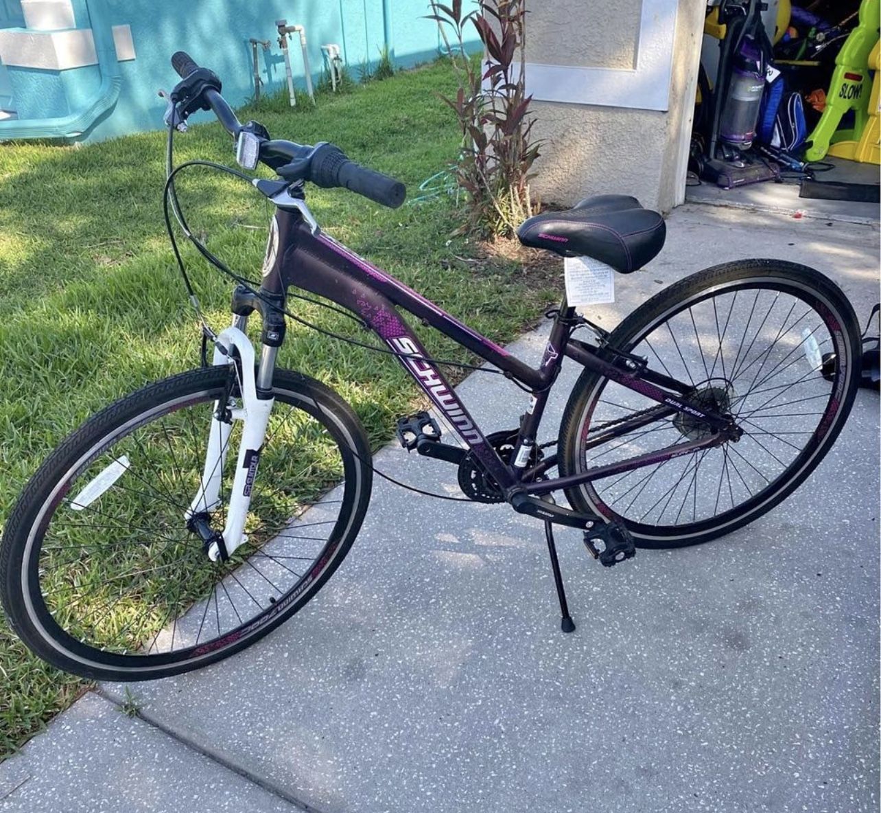 Schwinn women's gtx sales 3 hybrid bike reviews