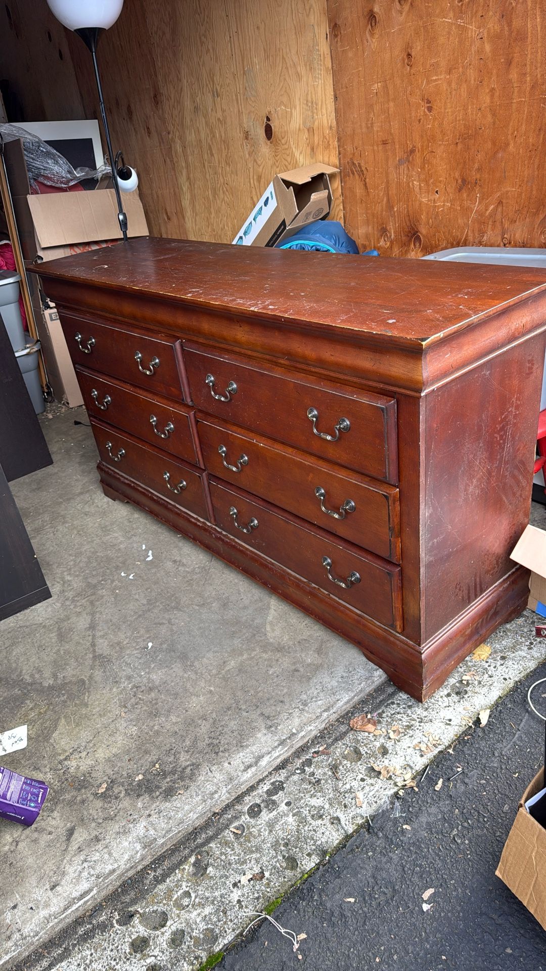 Wood dresser