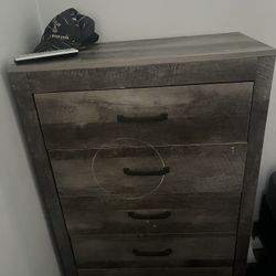 3 Piece Bedroom Dresser Set