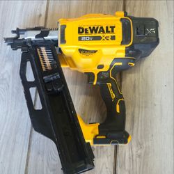 DEWALT 20-Volt 21° Cordless Framing Nailer (Tool-Only)