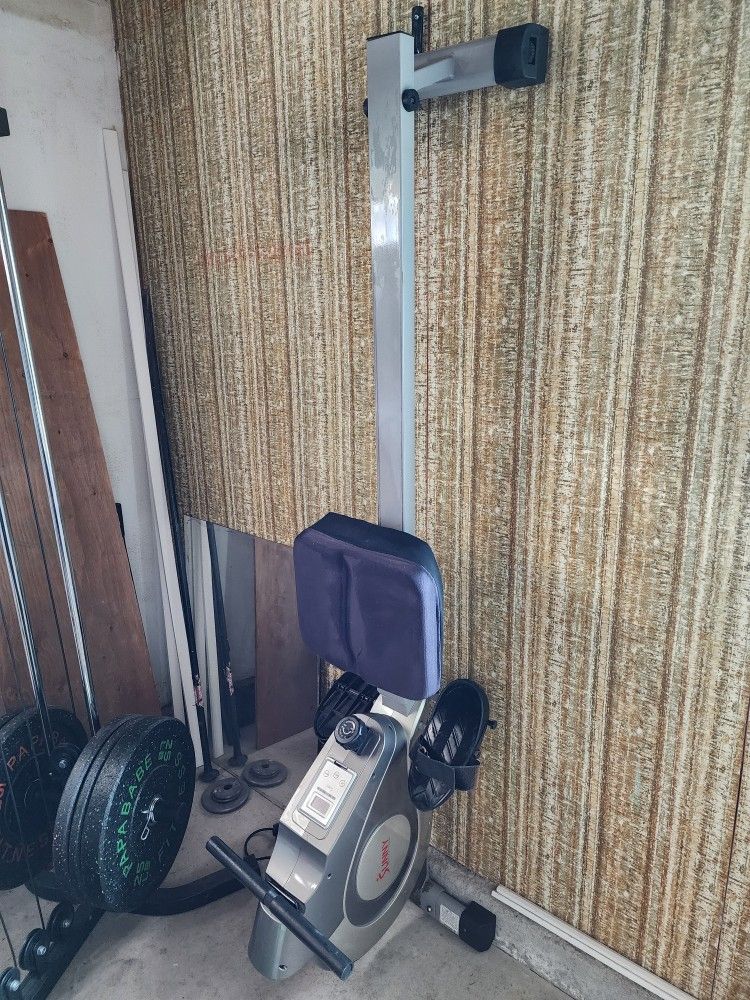 Rowing Machine (Sunny Health & Fitness Brand)
