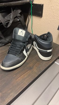 Nike Air size 8.5