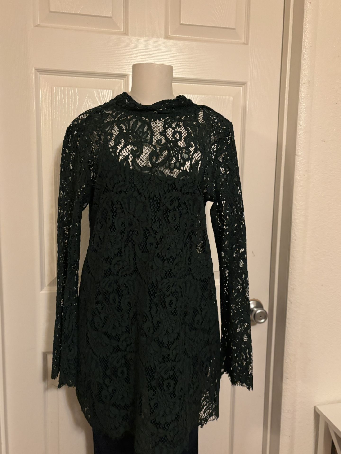 Women’s Meidum Green Dress