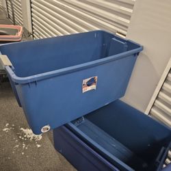 4 Contenedores Sterilite 381/2 D 21"w 185/8 H