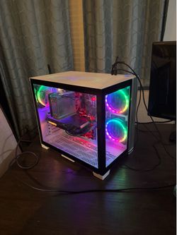 RGB Gaming pc. Roblox, Minecraft, Fortnite. Call of duty