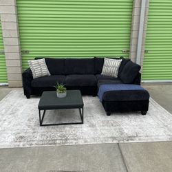 *Free Delivery* Black Sectional Couch Sofa