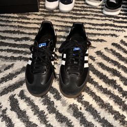 Black Adidas Samba 