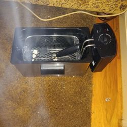 Brand New Deep Fryer
