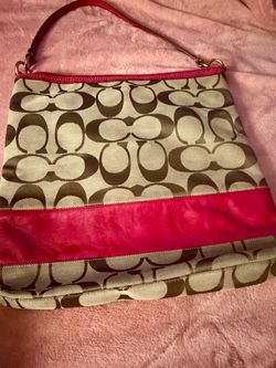Coach signature canvas shoulder bag