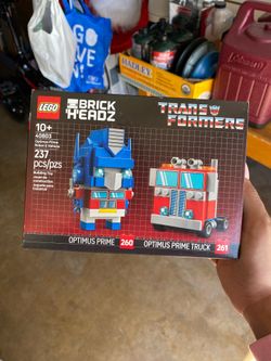 Optimus prime brick head
