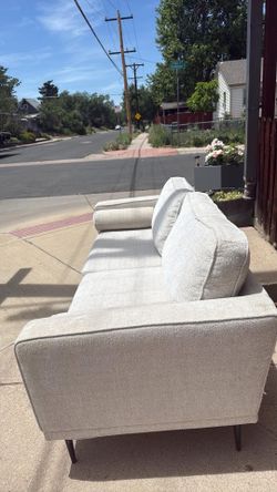 Cream couch  *can deliver