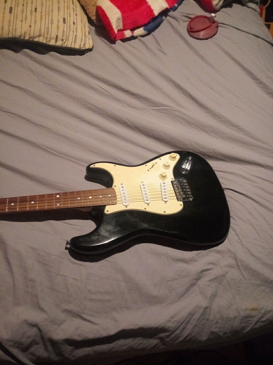 Electric guitar $800 or $700