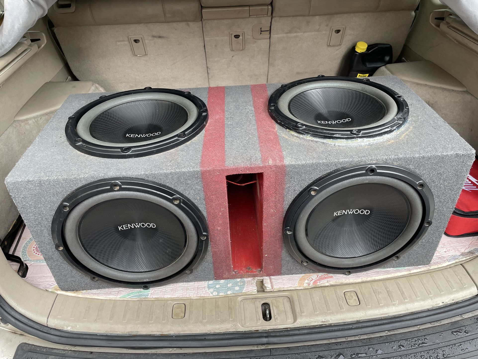 4 12in Kenwood Subwoofers 1000w Each & Custom Box