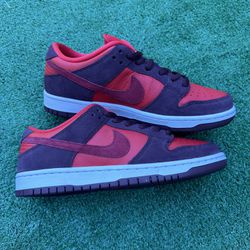 Dunk Low SB Cherry