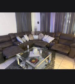Sectional couch