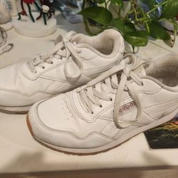 Reebok Tennis Shoes 