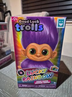 Good Luck Trolls Lucky Rainbow blind box