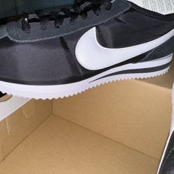 Brand New Nike 