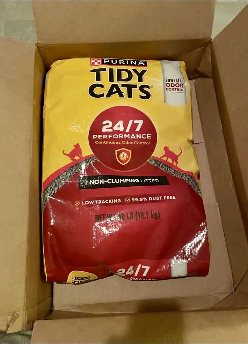 4 Huge Bags Of Cat Litter - Non-clumping - Brand New