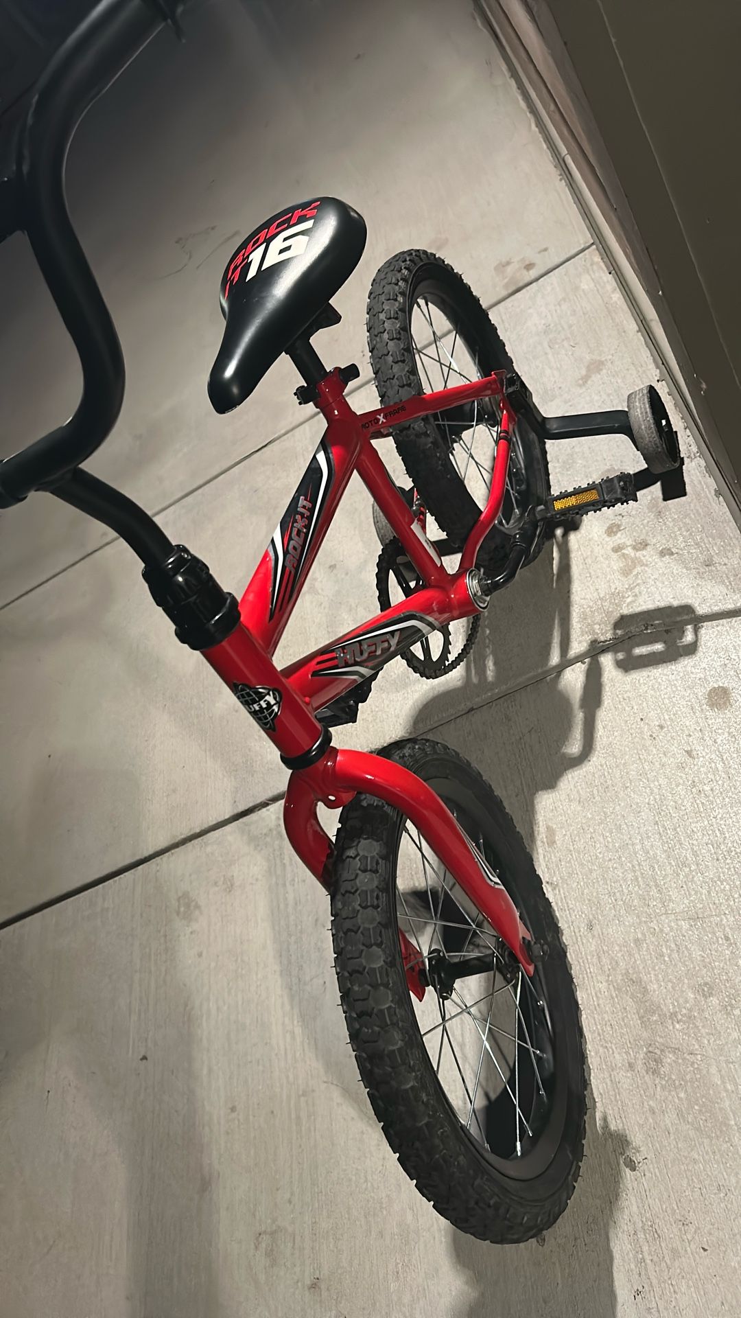 Huffy Childs “ROCKET” Bicycle With Training Wheels Included