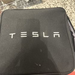 Tesla Charging Kit