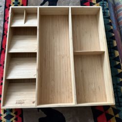 Joseph & Joseph Cutlery Holder