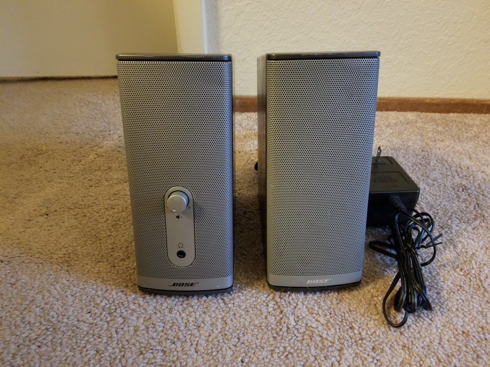 Bose Companion 2 Series II Multimedia Speaker System
