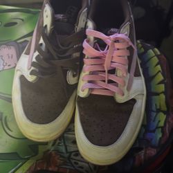 Travis Scott With The Box 