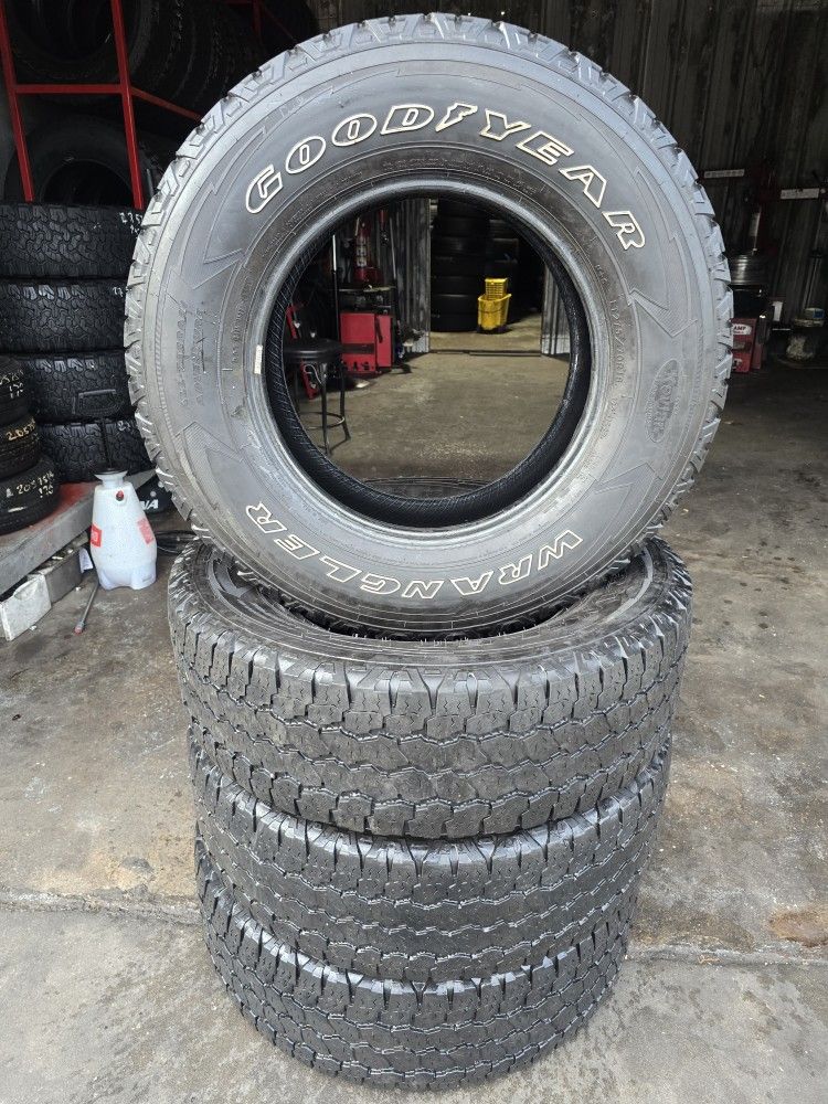 18 INCH TIRE 275/70R18 GOODYEAR WRANGLER ALL-TERRRAIN